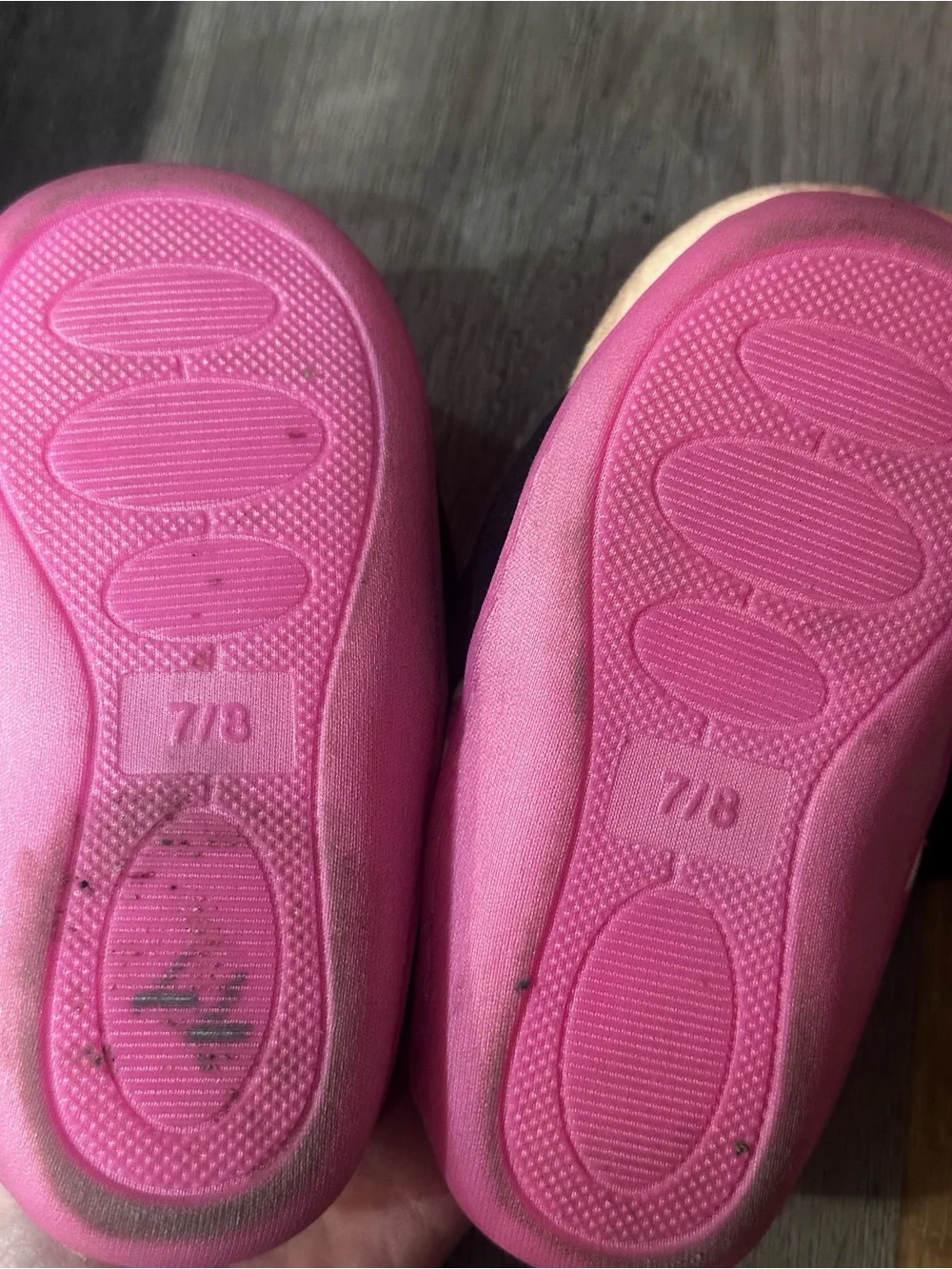 minnie mouse slippers